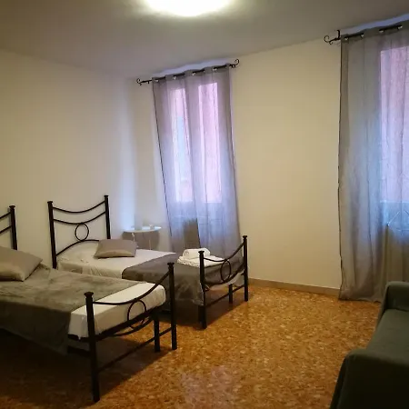 Dei Girasoli Apartment
